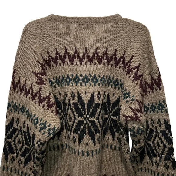 Traditions 90's wool knit Fair Isle sweater in a tan/beige color - Picture 5 of 9
